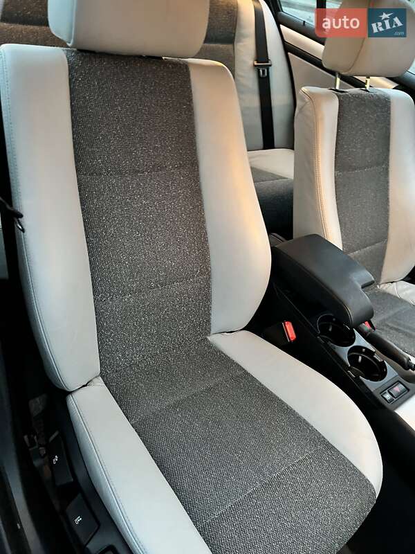 Седан BMW 3 Series 2001 в Бродах фото 25 Седан BMW 3 Series 2001 в Бродах