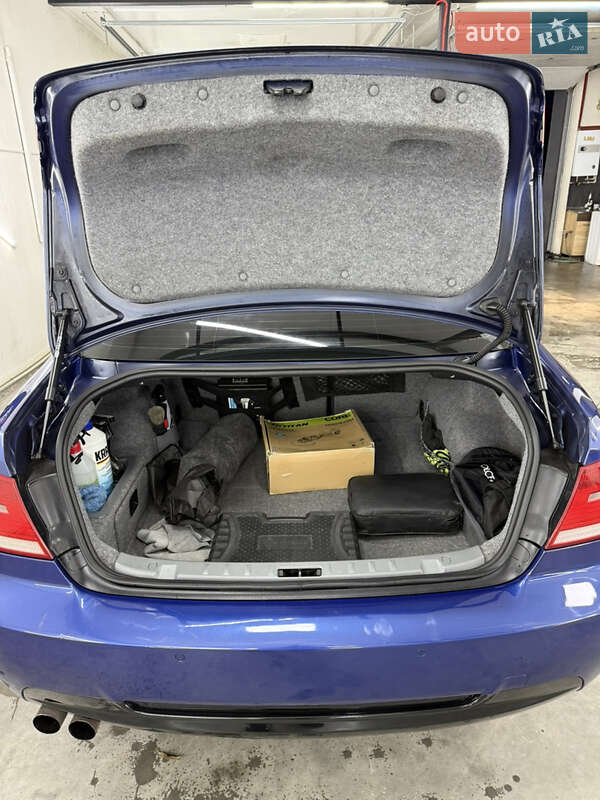 Купе BMW 3 Series 2007 в Черновцах