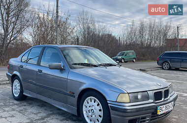 Седан BMW 3 Series 1995 в Львові