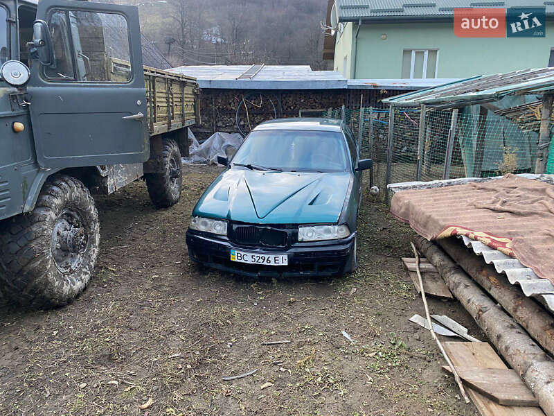 Седан BMW 3 Series 1991 в Турці