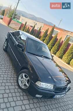 Седан BMW 3 Series 1993 в Сколе