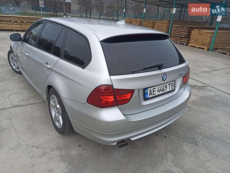 Універсал BMW 3 Series 2009 в Дніпрі фото 12 Універсал BMW 3 Series 2009 в Дніпрі