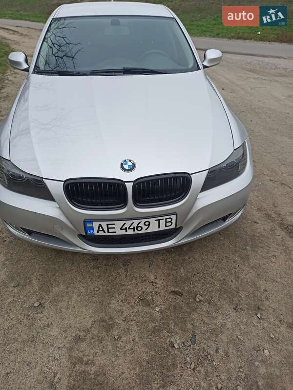 Універсал BMW 3 Series 2009 в Дніпрі фото 29 Універсал BMW 3 Series 2009 в Дніпрі