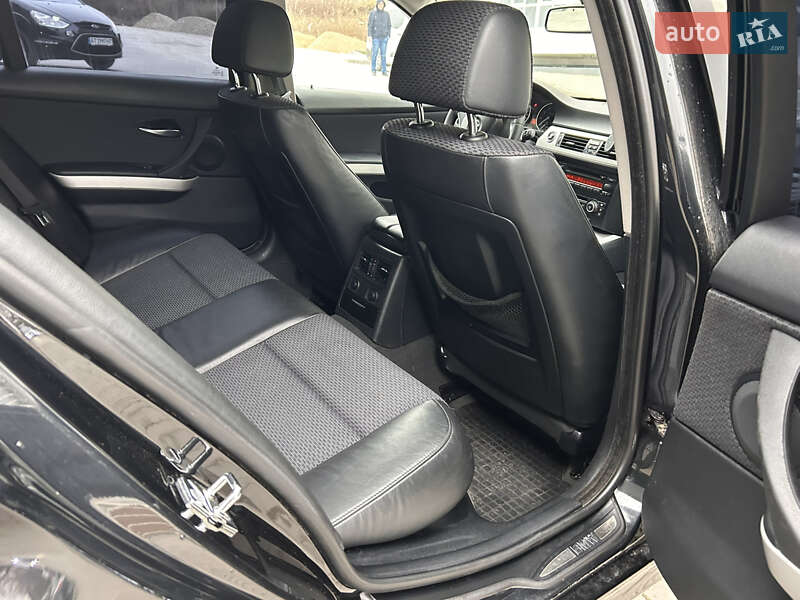 Універсал BMW 3 Series 2009 в Тернополі