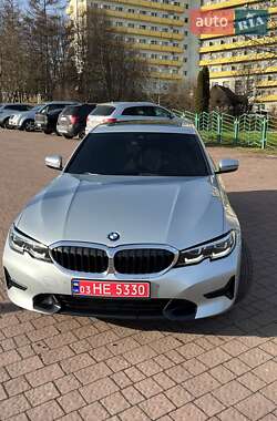 Седан BMW 3 Series 2019 в Трускавце