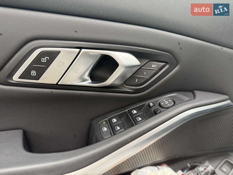 Седан BMW 3 Series 2022 в Киеве фото 16 Седан BMW 3 Series 2022 в Киеве