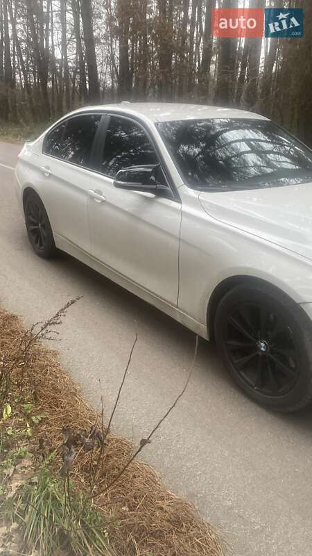 Седан BMW 3 Series 2013 в Кам'янці-Бузькій фото 2 Седан BMW 3 Series 2013 в Кам'янці-Бузькій