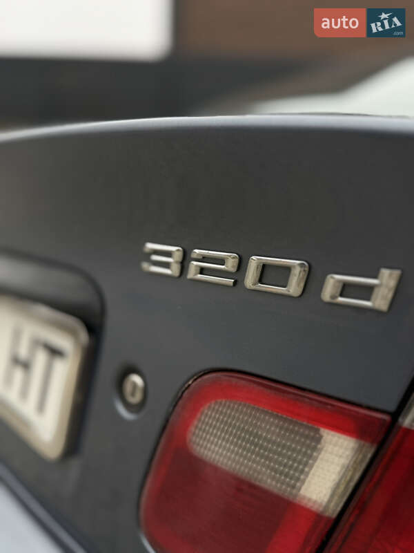 Седан BMW 3 Series 2001 в Виннице