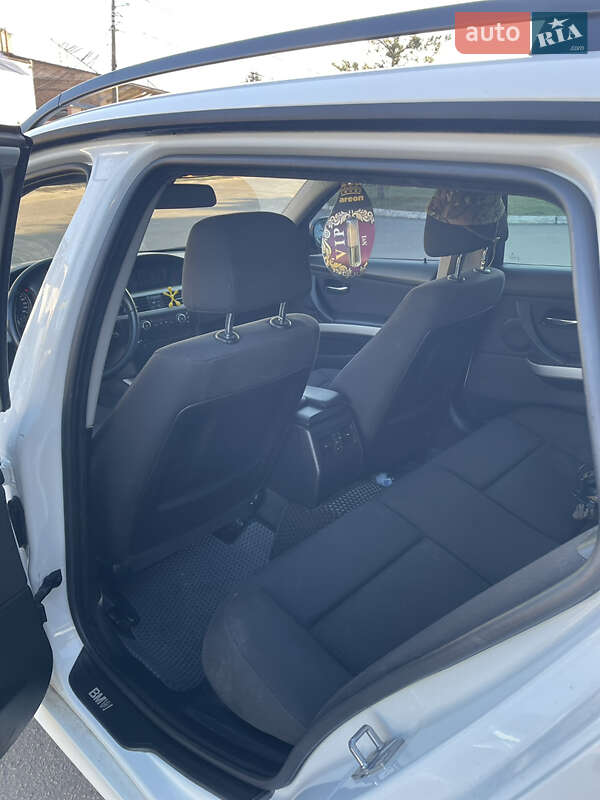 Универсал BMW 3 Series 2009 в Лубнах фото 6 Универсал BMW 3 Series 2009 в Лубнах