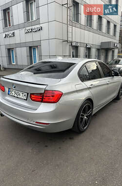 Седан BMW 3 Series 2015 в Львові