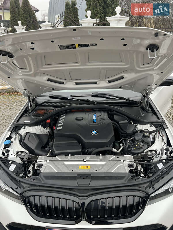 Седан BMW 3 Series 2022 в Вінниці фото 32 Седан BMW 3 Series 2022 в Вінниці