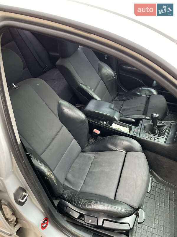 Седан BMW 3 Series 1998 в Киеве