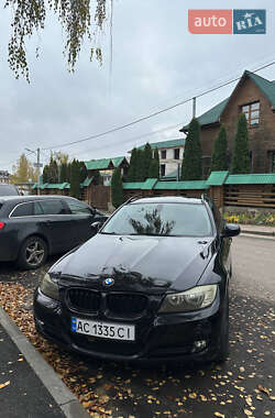 Универсал BMW 3 Series 2008 в Кременце