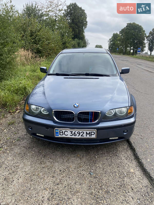 Седан BMW 3 Series 2002 в Самборе