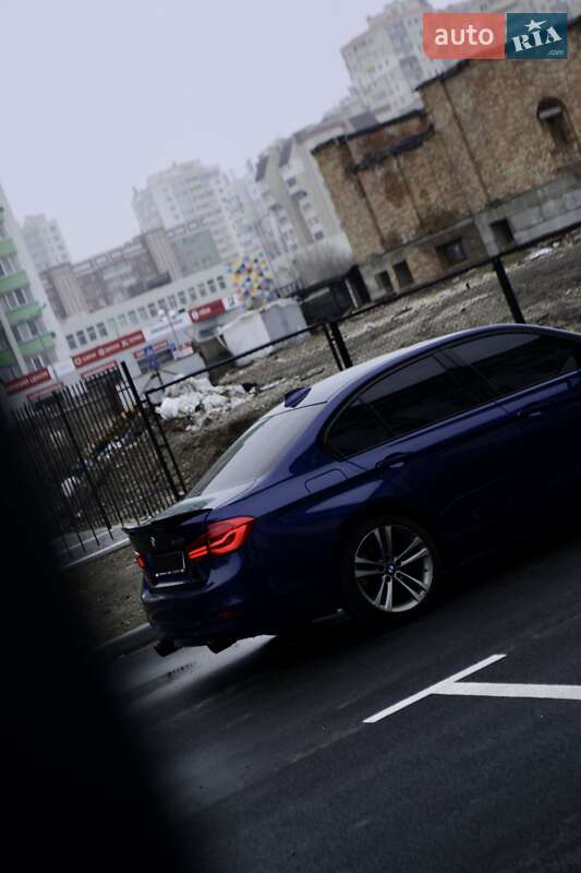 Седан BMW 3 Series 2016 в Черкасах