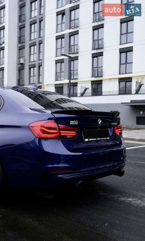 Седан BMW 3 Series 2016 в Черкасах