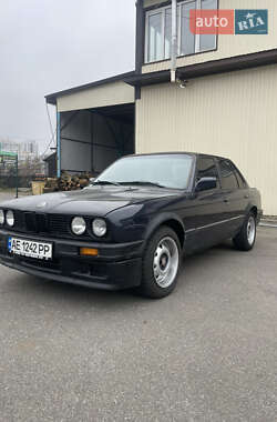 Седан BMW 3 Series 1986 в Киеве