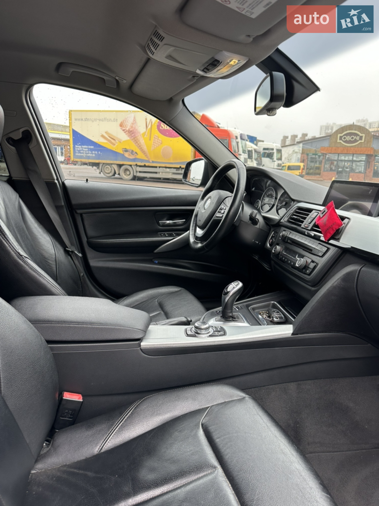 2012 BMW 3er - мініатюра 11