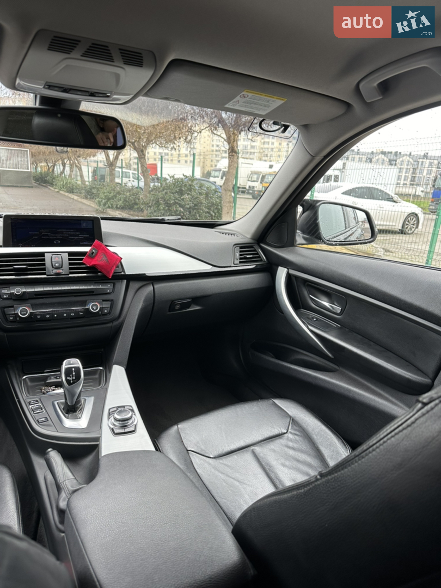 2012 BMW 3er - мініатюра 24