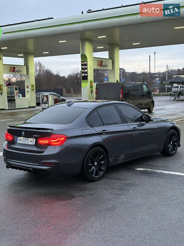 Седан BMW 3 Series 2018 в Бердичеве