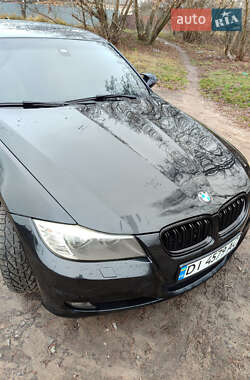 Седан BMW 3 Series 2011 в Глевахе