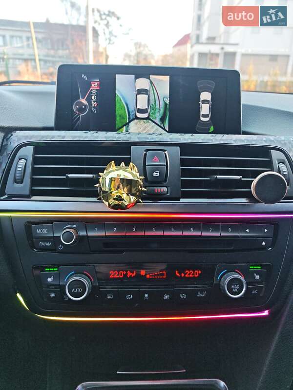 Седан BMW 3 Series 2014 в Чернівцях