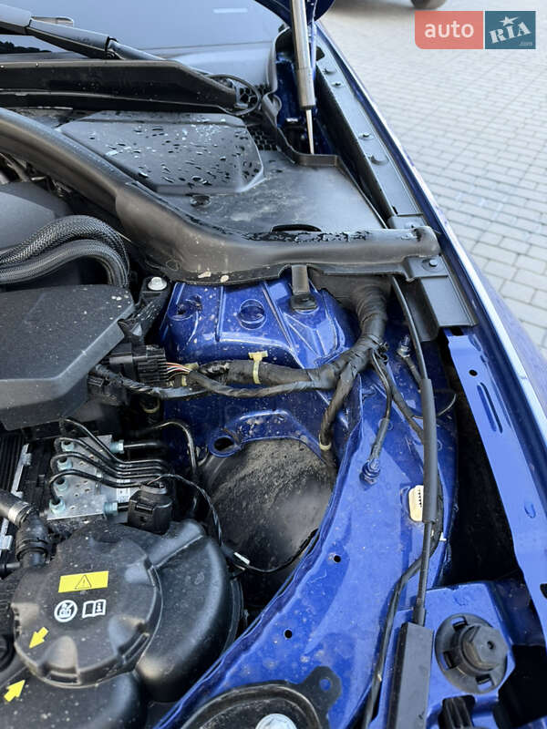 Седан BMW 3 Series 2022 в Одесі