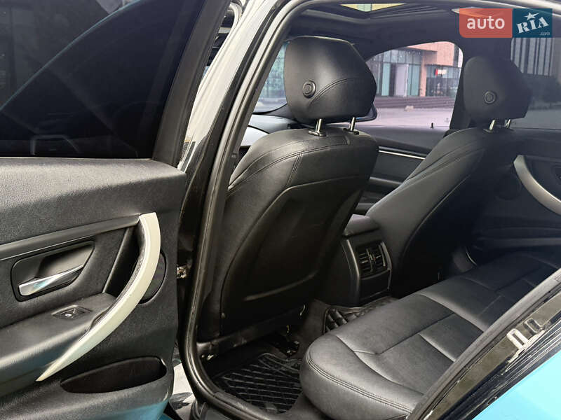 Седан BMW 3 Series 2013 в Хмельницькому