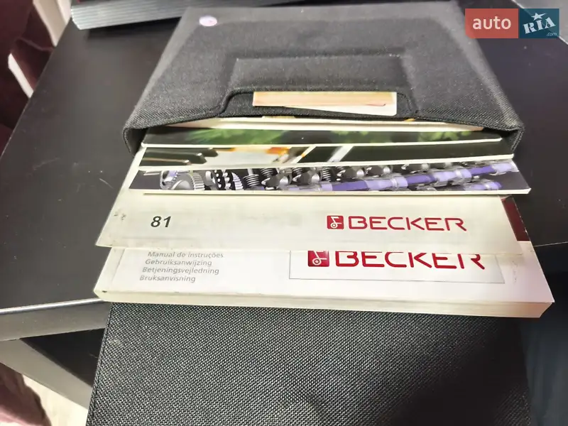 Седан BMW 3 Series 2004 в Звягеле документ