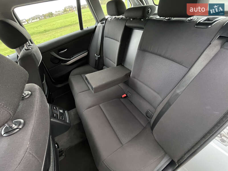 Універсал BMW 3 Series 2010 в Рівному