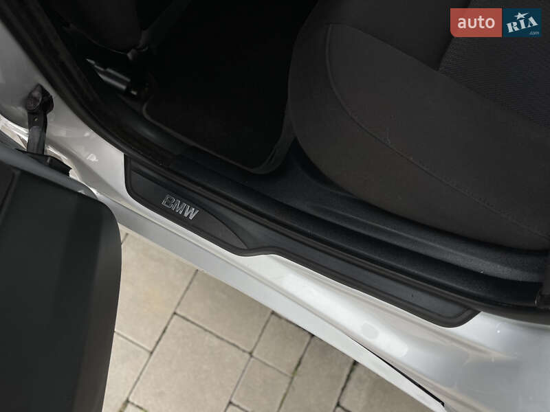 Універсал BMW 3 Series 2010 в Рівному