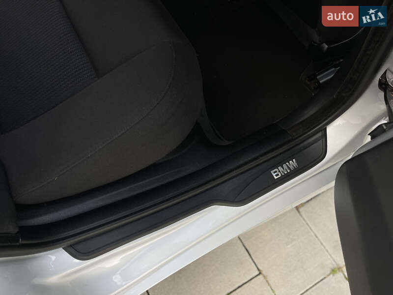 Універсал BMW 3 Series 2010 в Рівному