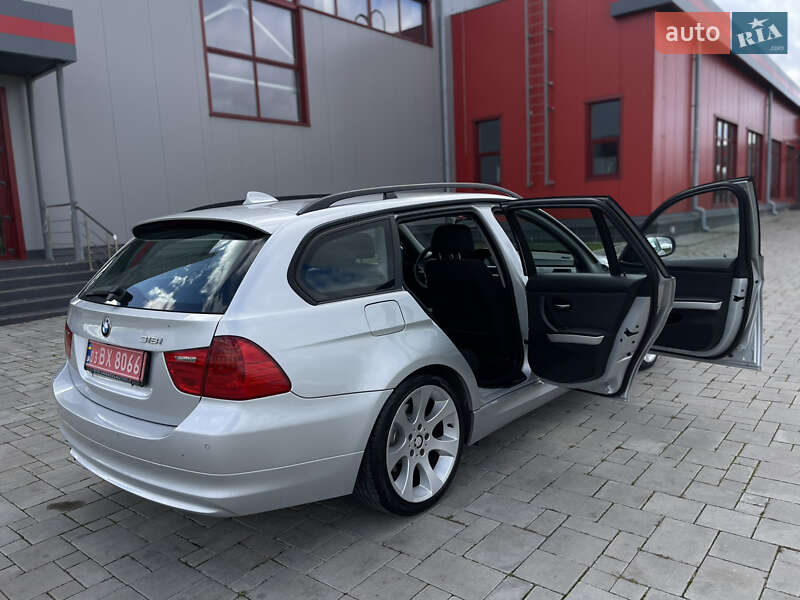 Універсал BMW 3 Series 2010 в Рівному