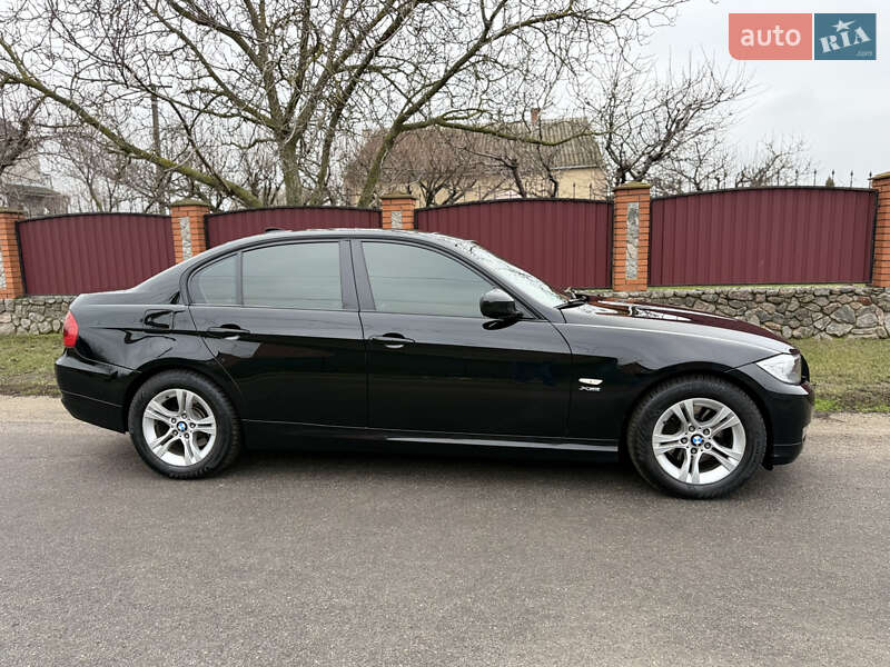 Седан BMW 3 Series 2011 в Днепре