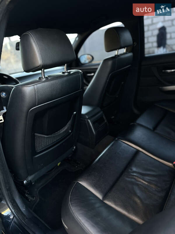 Седан BMW 3 Series 2005 в Могилев-Подольске