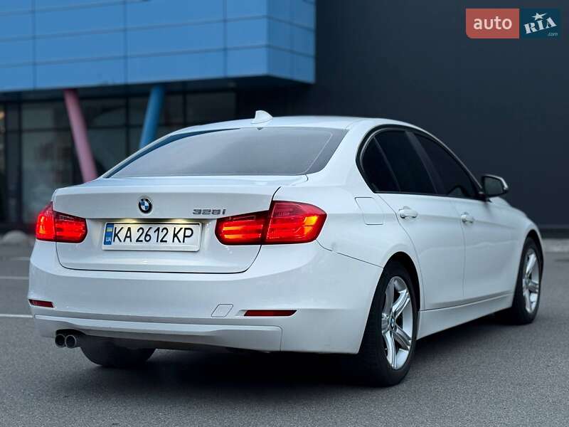 Седан BMW 3 Series 2014 в Києві фото 18 Седан BMW 3 Series 2014 в Києві