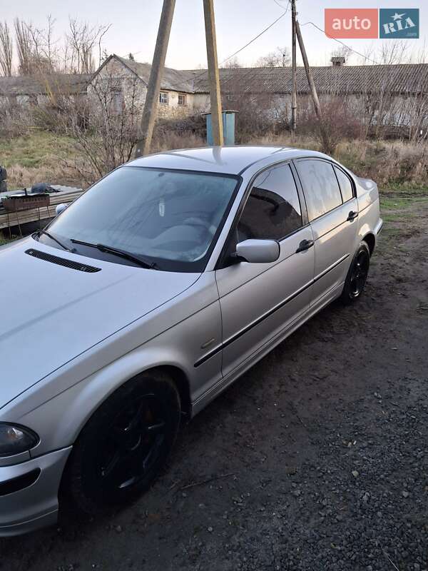 Седан BMW 3 Series 1998 в Мурованих Курилівцях