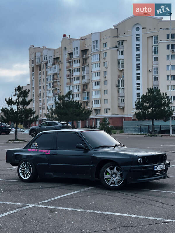 Купе BMW 3 Series 1986 в Николаеве