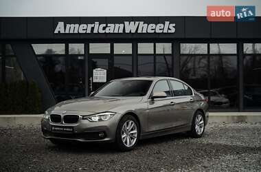 Седан BMW 3 Series 2017 в Черновцах