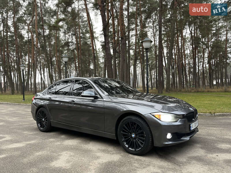 Седан BMW 3 Series 2013 в Чернигове