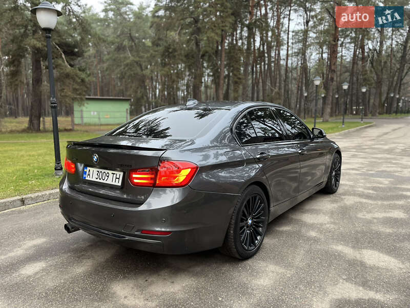 Седан BMW 3 Series 2013 в Чернигове