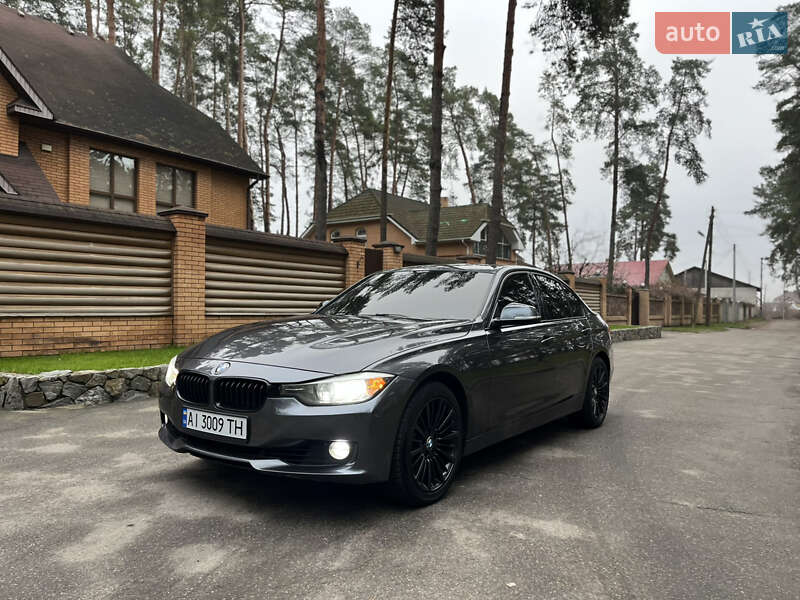 Седан BMW 3 Series 2013 в Чернигове