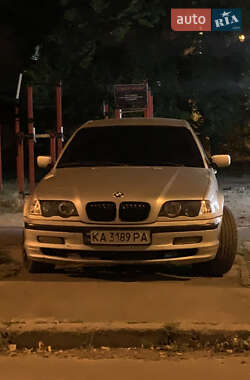Седан BMW 3 Series 2001 в Киеве