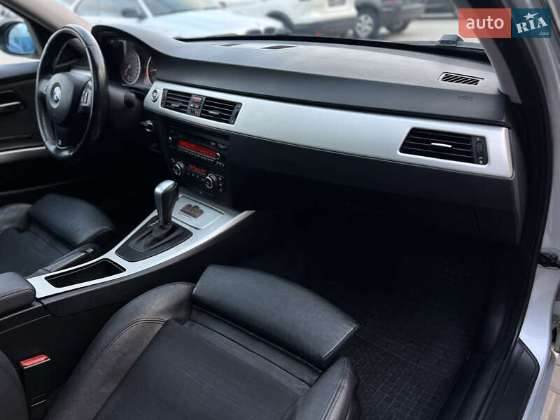 Универсал BMW 3 Series 2008 в Одессе