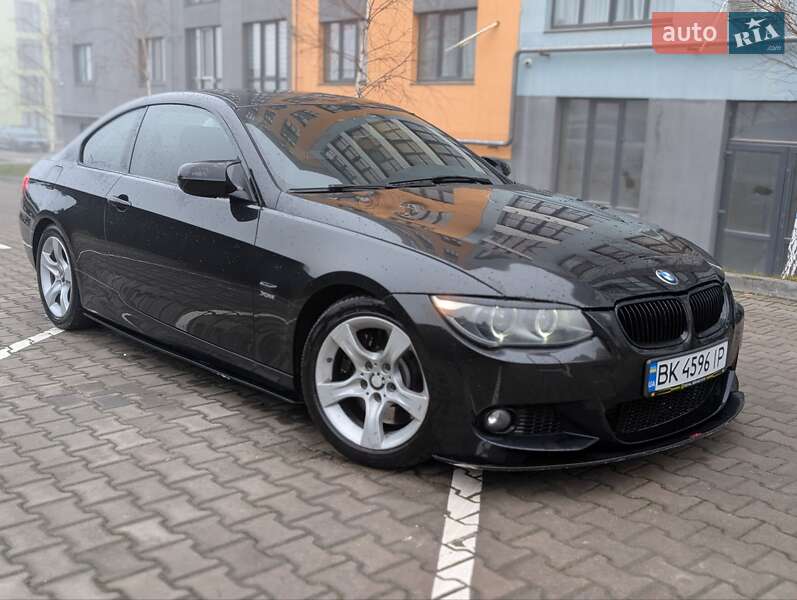 BMW 3 Series 2011