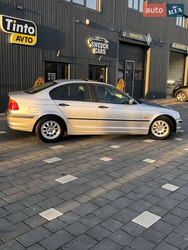 BMW 3 Series 2000