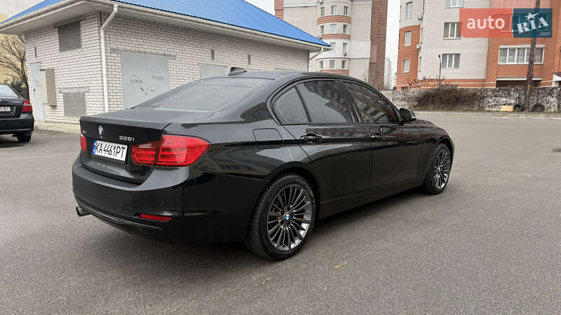 Седан BMW 3 Series 2014 в Києві