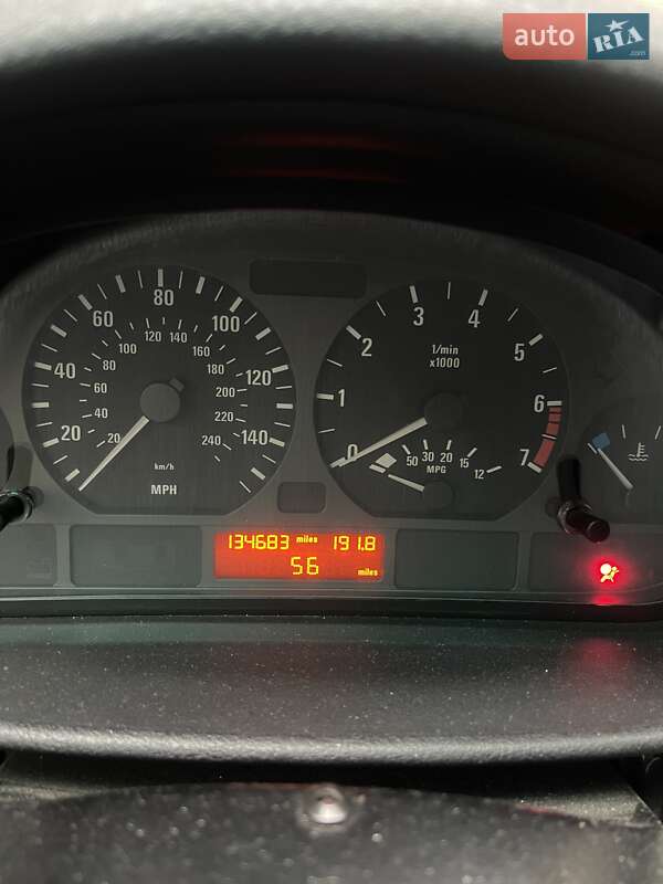 Універсал BMW 3 Series 2001 в Києві