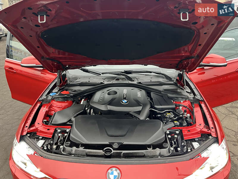 Седан BMW 3 Series 2018 в Києві