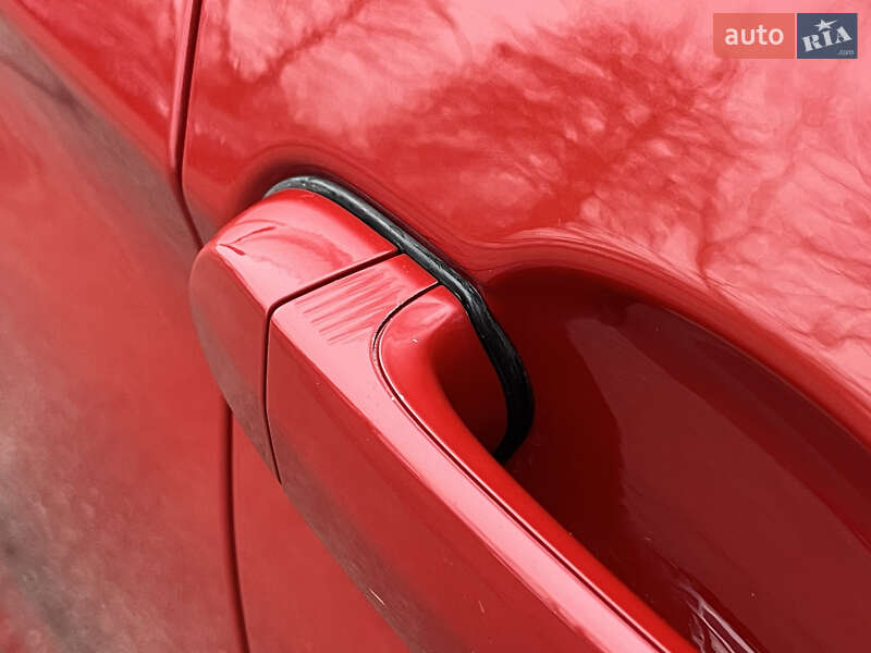 Седан BMW 3 Series 2018 в Києві